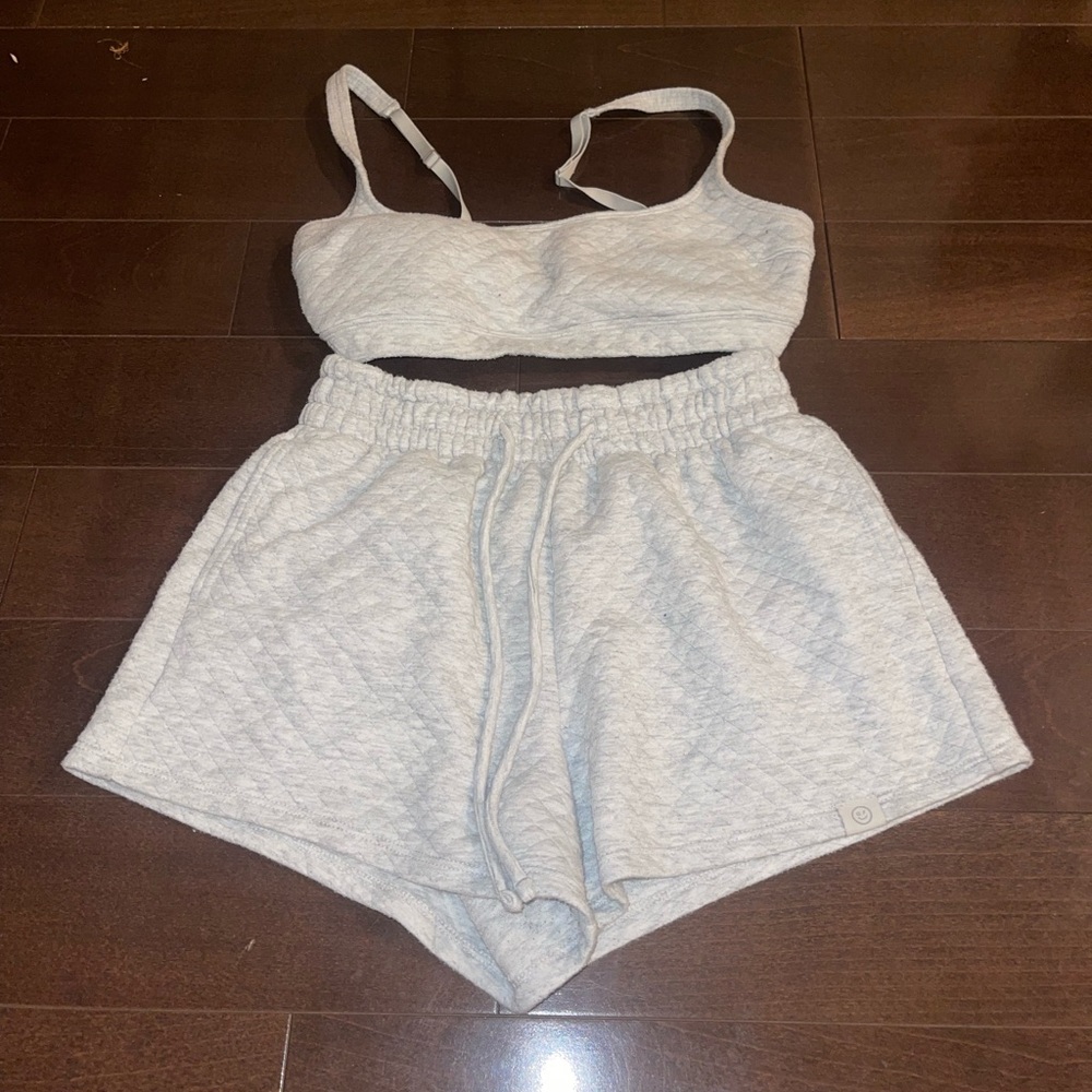 2 piece set